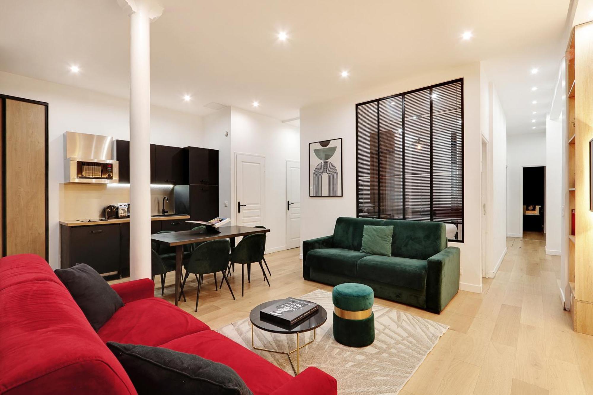 Off Majesti In Montmartre - Rue Pierre Fontaine Appartement Parijs