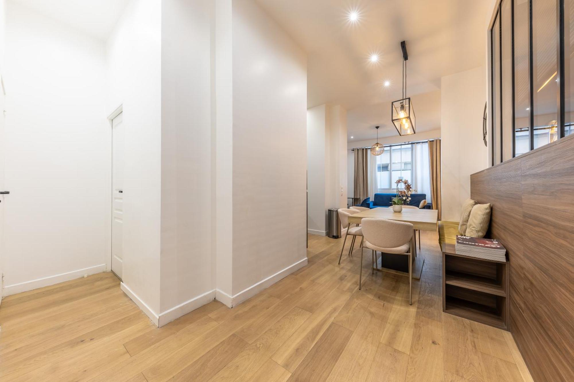 Appartement Off Majesti In Montmartre - Rue Pierre Fontaine *